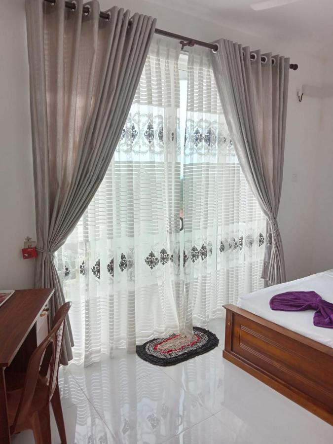 Para Inn Residence Dehiwala-Mount Lavinia Esterno foto